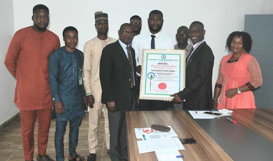 Again, SMU VC, Prof. Gbore bags SWYP award